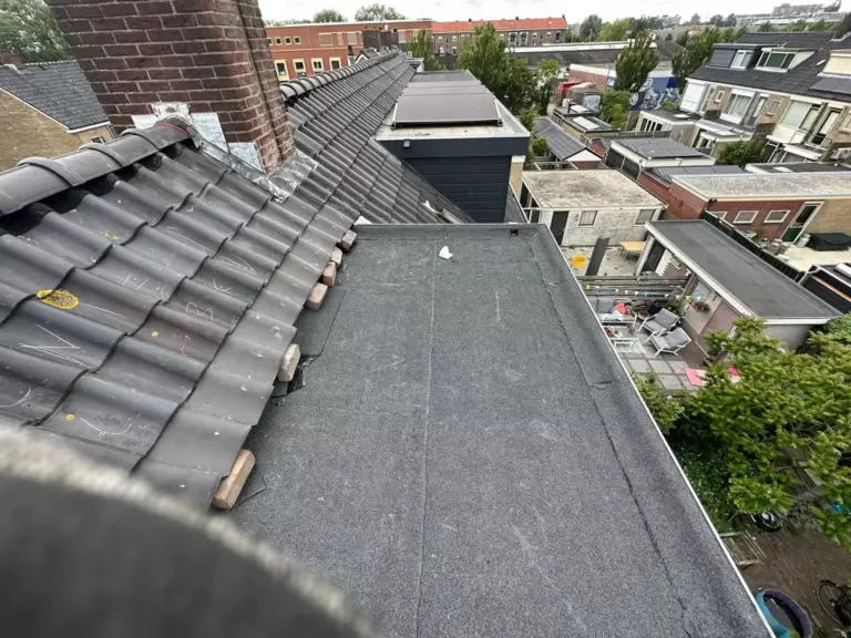 Wat te doen bij een daklekkage?